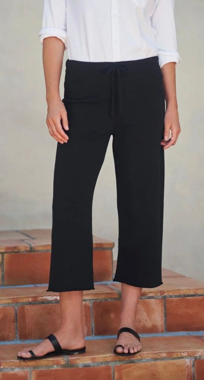 Frank & Eileen - Cropped Wide Leg Sweatpant in Black